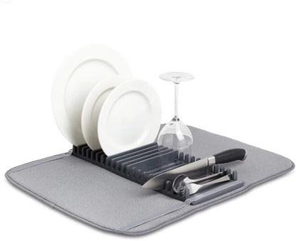 مصفاة صحون مدمجة مع بساط تجفيف مايكروفايبر – حل ذكي لتجفيف أسرع وتنظيم أكتر