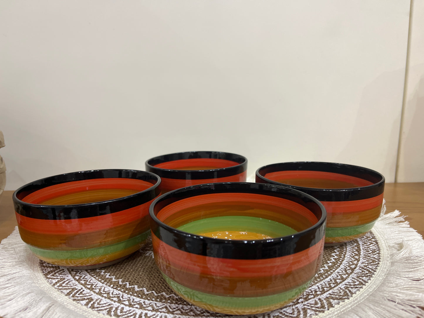 طقم بولات تقديم بورسلين (4 قطع) – للصوصات والسلطات الصغيرة