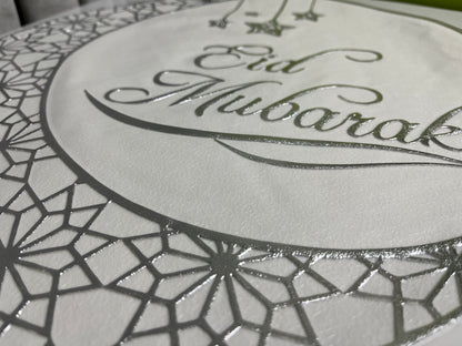 كوستر "عيد مبارك" فضي - 2 قطعه - كملي فرحة العيد بشياكة سفرتك