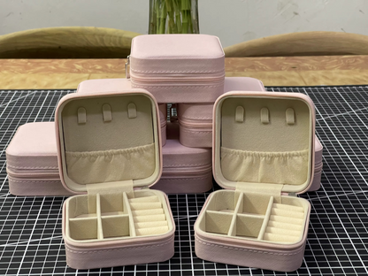 صندوق/منظم إكسسوارات ميني - قطيفة للسفر