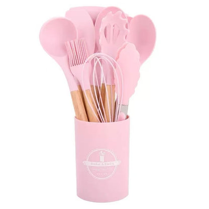 طقم أدوات مطبخ من الخشب والسيليكون – فخامة وأناقة