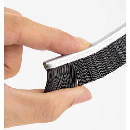 تنظيف الشقوق الصلبة – فرشاة دقيقة دقيقة