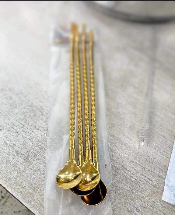 طقم معالق كوكتيل وشاليمو 2 في 1 – 6 قطع ذهبية 
