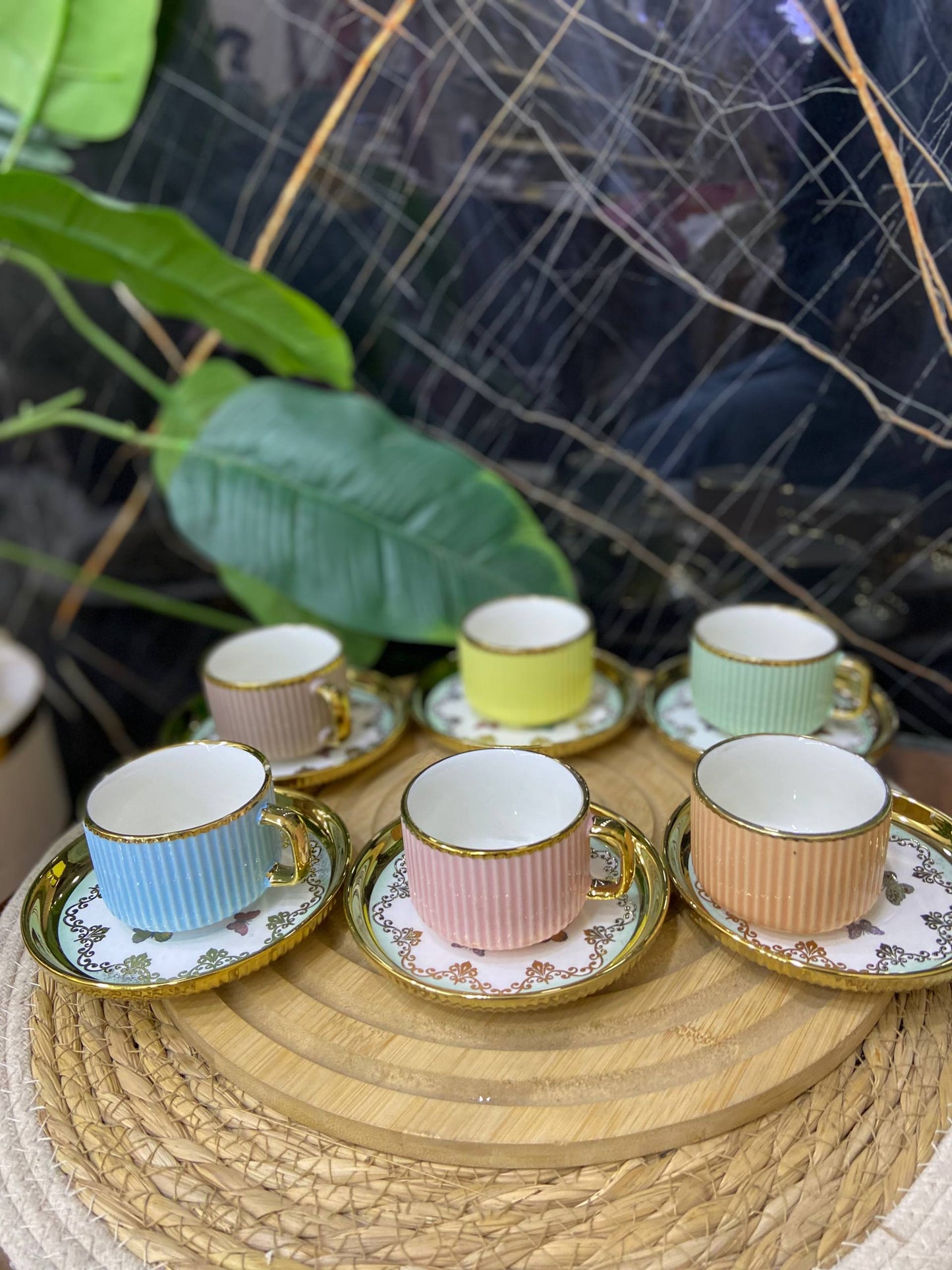 طقم فناجين شاي بورسلين مضلع (12 قطعة)