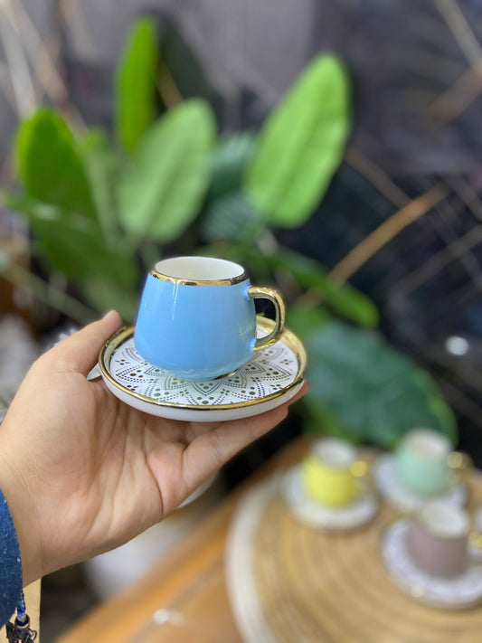 طقم فناجين قهوة ملونة (6 ألوان عصرية)