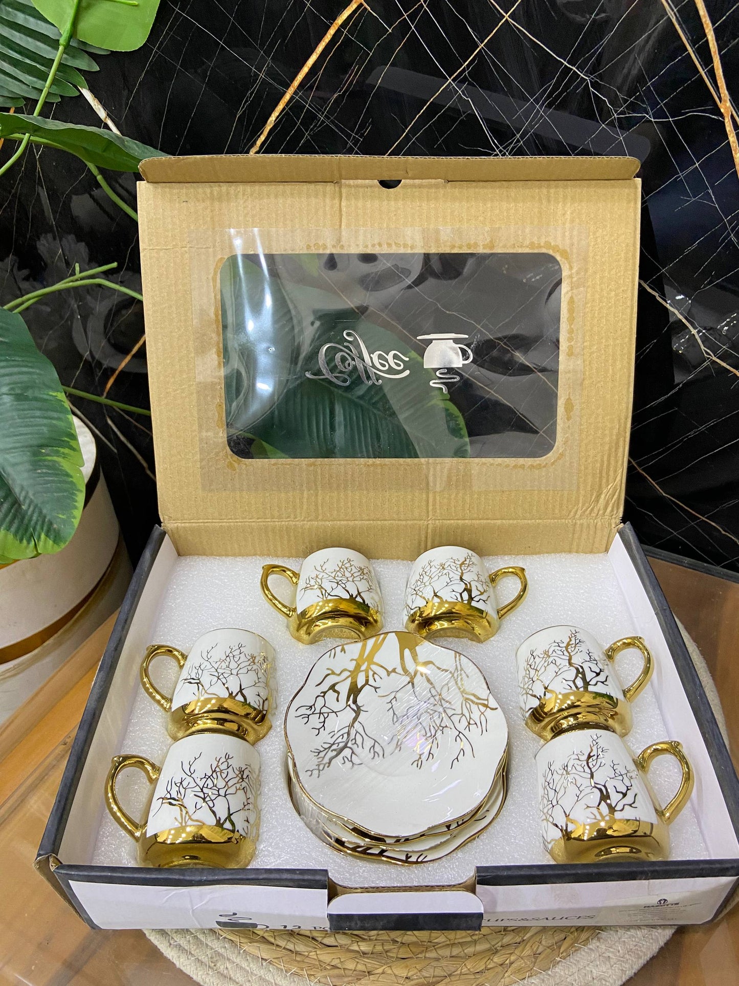 طقم فناجين قهوة بورسلين مدهب (12 قطعة)