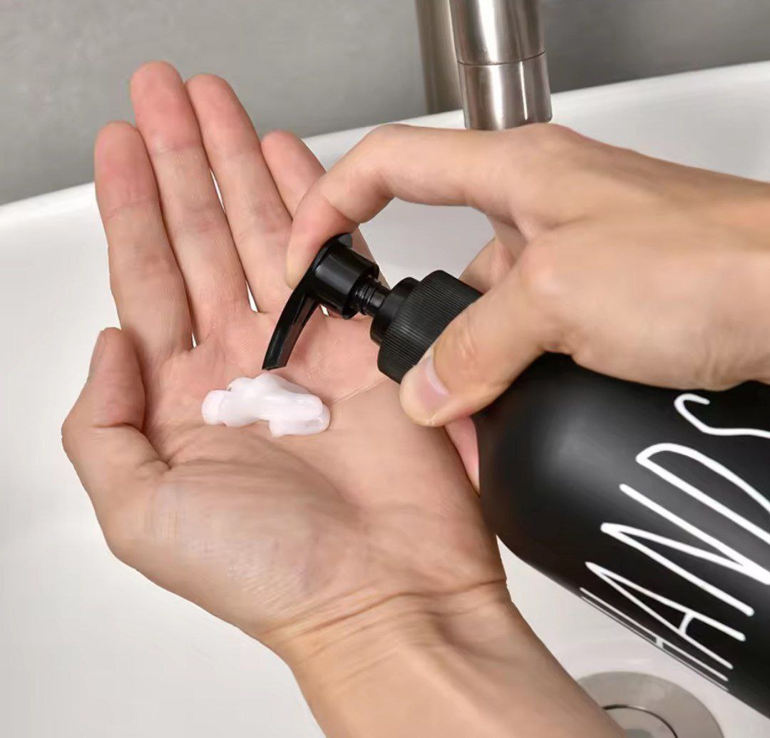 طقم ديسبنسر زجاج مودرن (Dishes - Hands) – شياكة ونظام لحوض مطبخك