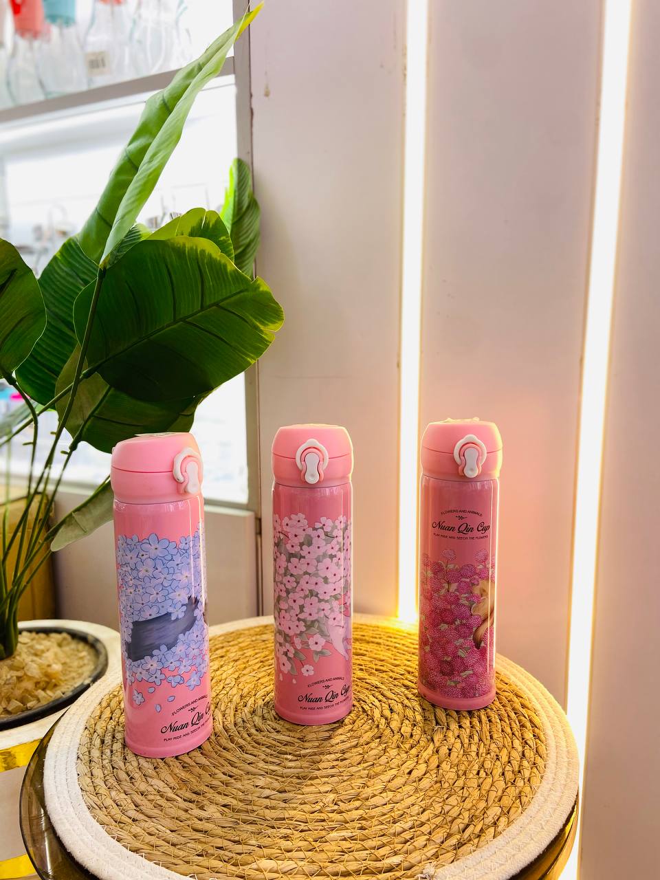 مج حراري بينك شيك بطباعة مميزة (عملي طول السنة)