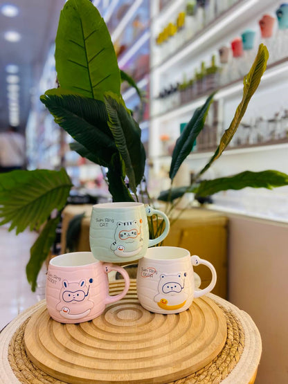 مج خزف (سيراميك) بطبعة حيوانات بعوامة بطة (شكل مضلع)