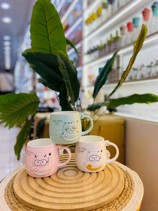 مج خزف (سيراميك) بطبعة حيوانات بعوامة بطة (شكل مضلع)