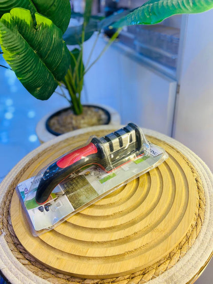 مسن سكاكين يدوي – 3 مستويات تسنين للسكاكين والمقصات