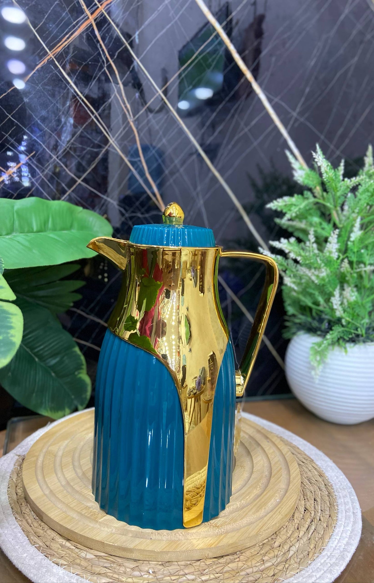 ترمس/إبريق حراري فاخر - 1.5 لتر (جولد - مانع للتسريب)